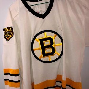 Vintage Boston bruins jersey